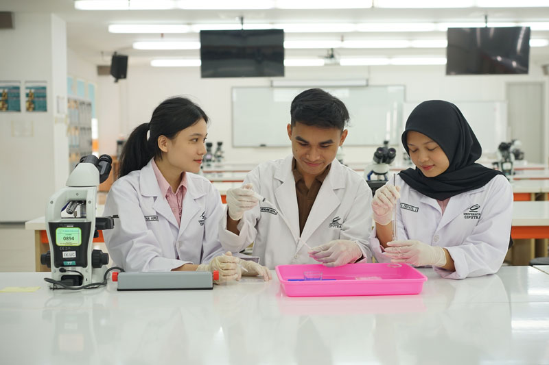 Tantangan dan Peluang Studi Kedokteran di Era Teknologi Medis yang Berkembang