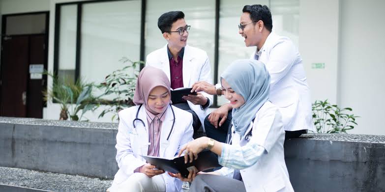 Pendidikan Kedokteran yang Berkualitas untuk Mencetak Dokter Profesional dan Berintegritas